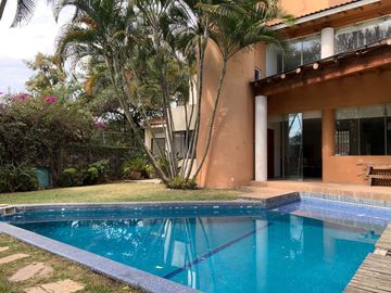 Casa en Privada en Lomas de La Selva, Cuernavaca, Morelos CAEN-988-Cp