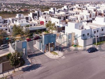 Casa en Venta en Balcones de las Mitras 4to Sector, Monterrey N.L