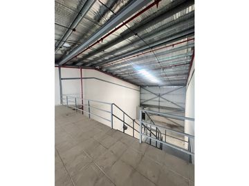 Galera de 382 mts en Tocúmen -MJ