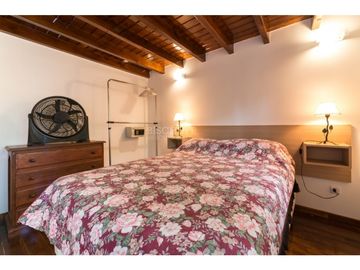 DEPARTAMENTO DE 3 AMBIENTES EN BARRIO NORTE, TODOS LOS SERVICIOS