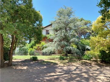 DEPARTAMENTO DE 3 AMBIENTES EN BARRIO NORTE, TODOS LOS SERVICIOS