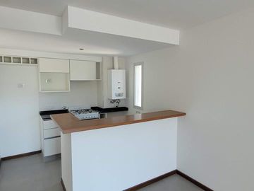 EN VENTA Departamento Zeballos al 2200- Barrio Lourdes, Macro centro, Rosario.
