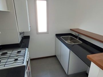 EN VENTA Departamento Zeballos al 2200- Barrio Lourdes, Macro centro, Rosario.