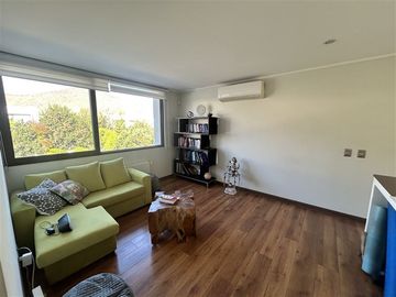 Casa en Venta en Los Maitenes / Jumbo / Chamisero