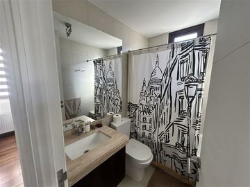 Casa en Venta en Los Maitenes / Jumbo / Chamisero