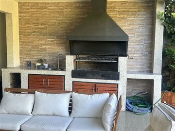 Casa en Venta en Los Maitenes / Jumbo / Chamisero
