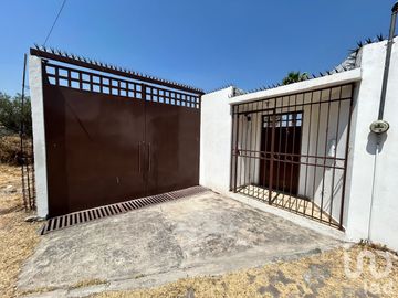 Casa con alberca en venta, ideal para fin de semana en Alpuyeca, Xoxhitepec