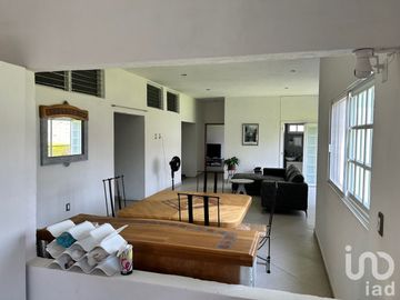 Casa con alberca en venta, ideal para fin de semana en Alpuyeca, Xoxhitepec