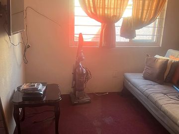 CASA EN VENTA EN JARDINES DE MORELOS (SOBRE AVENIDA PRINCIPAL)