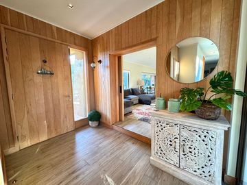 Moderna casa en sector Holandesa