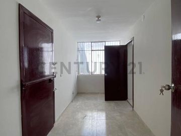 Alquiler amplía oficina, calle Melgar