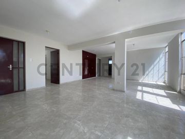 Alquiler amplía oficina, calle Melgar