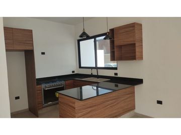 Venta casa de un piso en privada soluna norte Mérida Yucatán