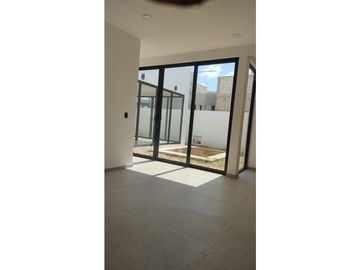 Venta casa de un piso en privada soluna norte Mérida Yucatán