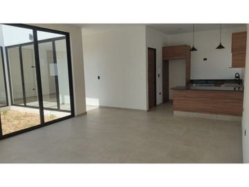 Venta casa de un piso en privada soluna norte Mérida Yucatán