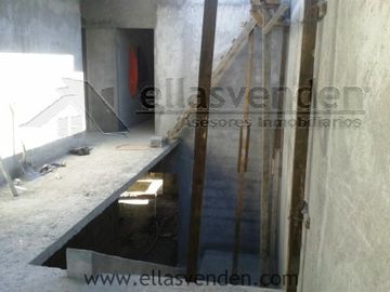 PRO758 Casas en Venta, Jardines de la Silla en Juarez
