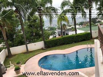 PRO1351 Casas en Venta, Country la Escondida en Guadalupe