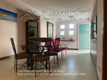 PRO1713 Casas en Venta, Contry la silla en Guadalupe