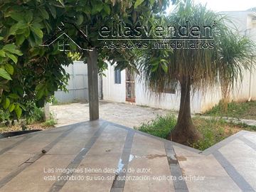 PRO1713 Casas en Venta, Contry la silla en Guadalupe
