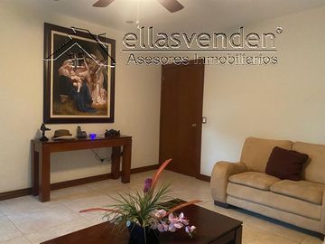 PRO1739 Casas en Venta, Country la Silla en Guadalupe