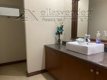 PRO1739 Casas en Venta, Country la Silla en Guadalupe