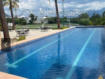 PRO1809 Casas en Venta, Santa Isabel en Monterrey