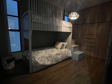 GS VENTA DE CASA EN LA RESERVA CUMBRES CON ALBERCA