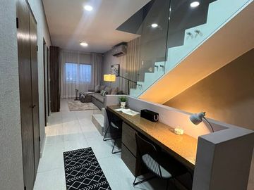 GS VENTA DE CASA EN LA RESERVA CUMBRES CON ALBERCA