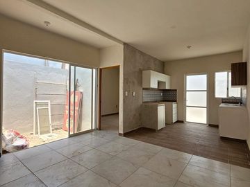 VENTA DE HERMOSA CASA DE 1 PLANTA EN MONTELLANO 2, EN VILLA DE ALVAREZ COLIMA
