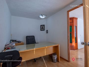 Casa de lujo en venta Fracc. Rinconada Santa Rita. Cerca Consulado americano
