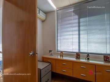 Casa de lujo en venta Fracc. Rinconada Santa Rita. Cerca Consulado americano