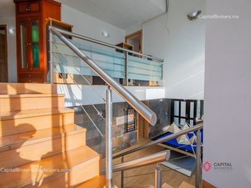 Casa de lujo en venta Fracc. Rinconada Santa Rita. Cerca Consulado americano