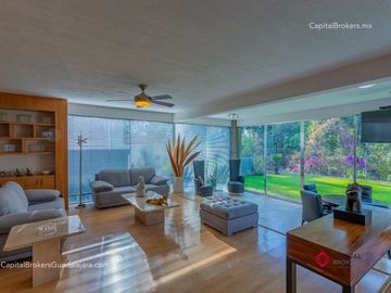 Casa de lujo en venta Fracc. Rinconada Santa Rita. Cerca Consulado americano
