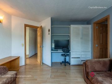 Casa de lujo en venta Fracc. Rinconada Santa Rita. Cerca Consulado americano