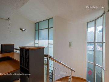 Casa de lujo en venta Fracc. Rinconada Santa Rita. Cerca Consulado americano