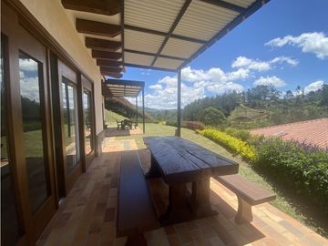 Casa finca Campestre vía Rionegro, San Vicente Ferrer.condominio.