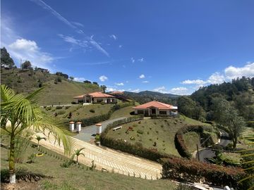 Casa finca Campestre vía Rionegro, San Vicente Ferrer.condominio.