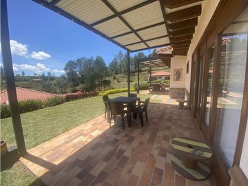 Casa finca Campestre vía Rionegro, San Vicente Ferrer.condominio.