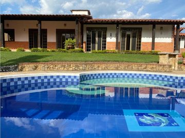 VENTA CASA CAMPESTRE CERRITOS PEREIRA