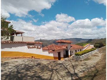 CASA EN VENTA EN PINCHOTE SANTANDER