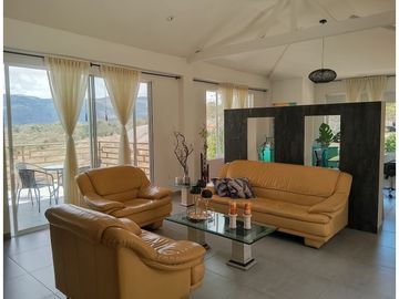CASA EN VENTA EN PINCHOTE SANTANDER