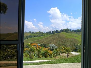 VENTA CASA CAMPESTRE CON HERMOSA VISTA SECTOR CONDINA - PEREIRA
