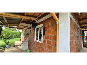 VENDO CASA FINCA EN MORELIA