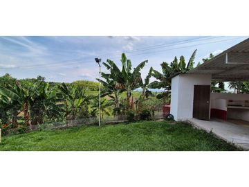 VENDO CASA FINCA EN MORELIA