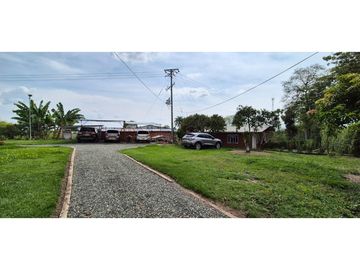 VENDO CASA FINCA EN MORELIA