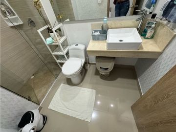 Vendo Apartamento Usado en club Tower