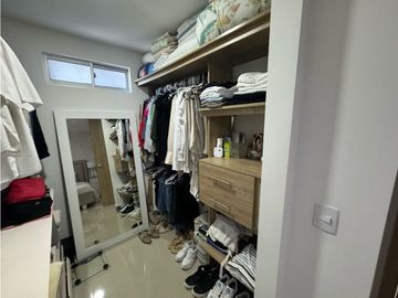 Vendo Apartamento Usado en club Tower
