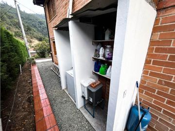 vendo Casa finca campestre en venta Guarne Antioquia CH/ LD