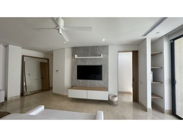 SE VENDE CASA DE LUJO EN EL SECTOR DE LAGOS DEL CAUJARAL