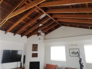 CHIA, Conj Cerrado 300 mtr Const 500 lote 3 niv 5 hab 5 baños 5 parq